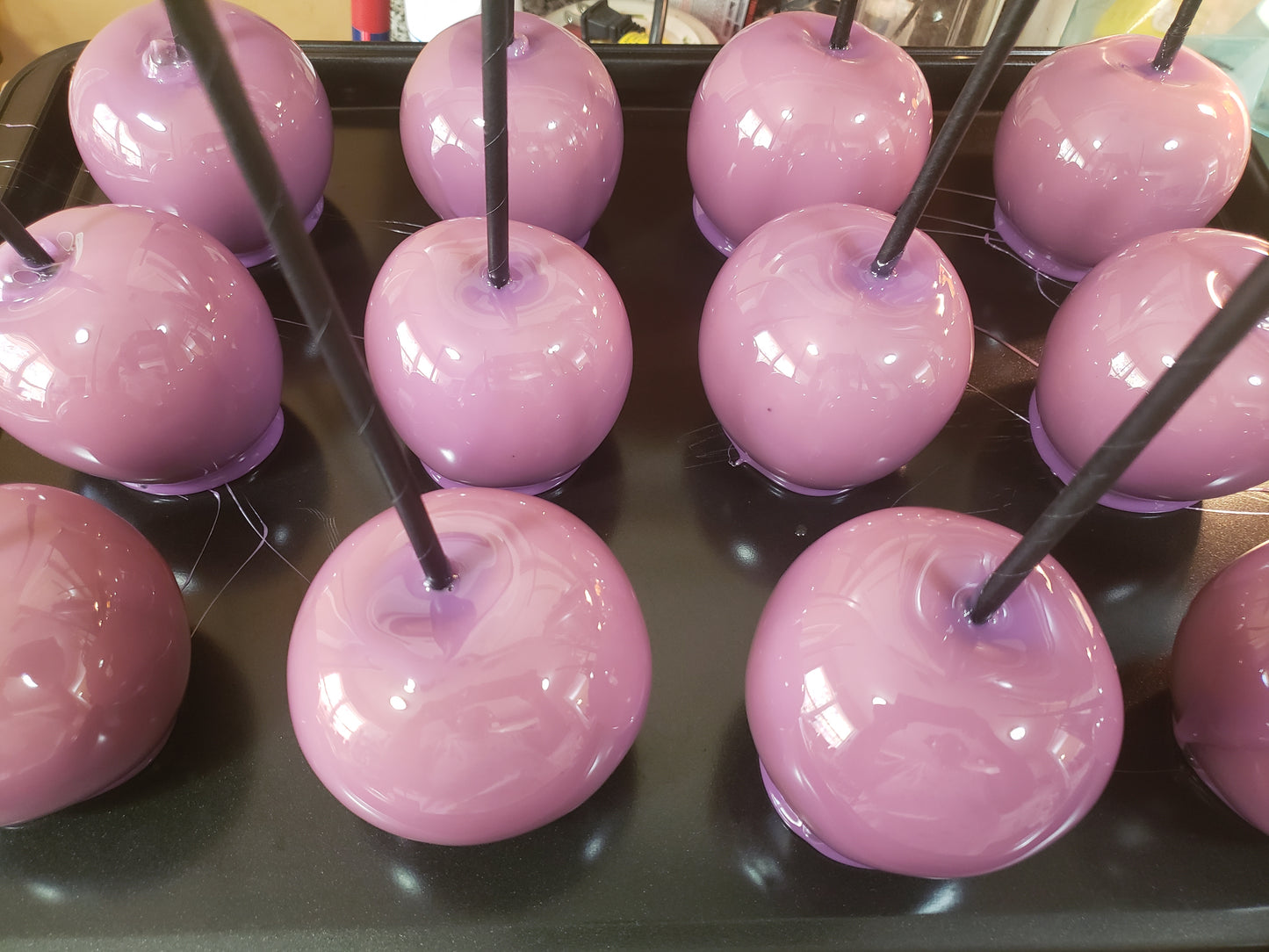 CANDIED APPLES